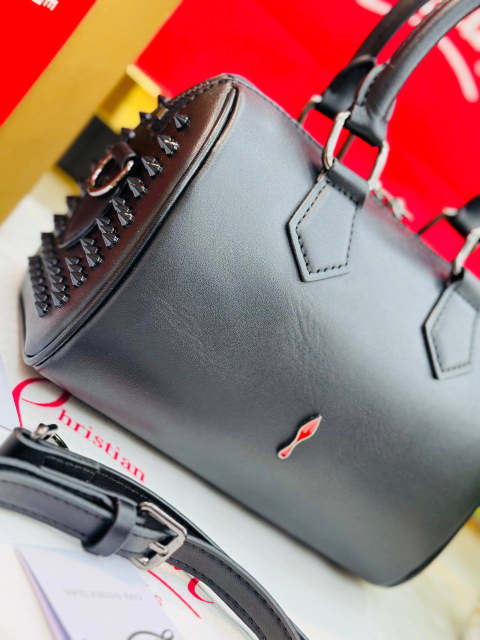 Sac Louboutin Femme Original